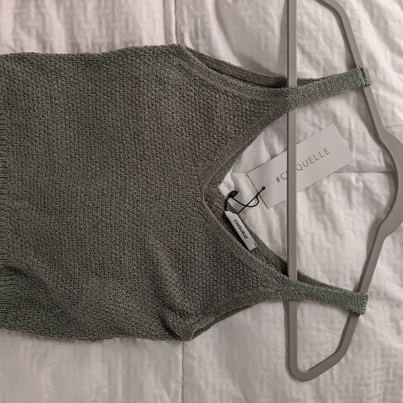 Chiquelle olive green crop - Picture 2 of 2